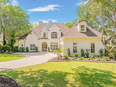237 Matties Way, Destin, FL 32541