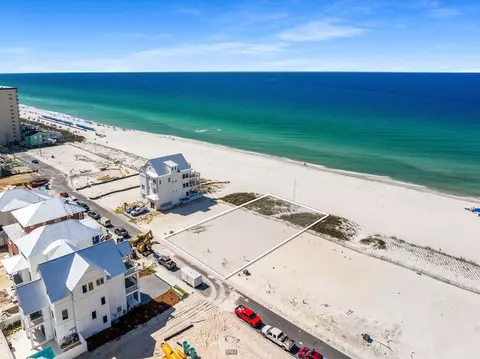 5947 Gulf Dr, Panama City Beach, FL 32408