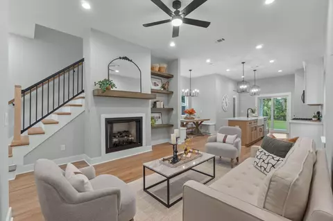 706 N F St, Pensacola, FL 32501