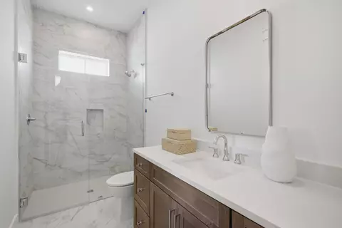 Bath - 42 E Seabrook Way #LOT 34, Watersound, FL 32461 photo 3 of 5