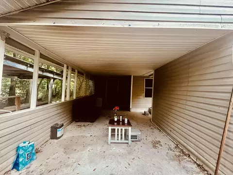 Exterior - 3040 Register Ln, Crestview, FL 32539 photo 4 of 6