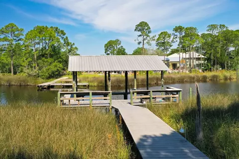 95 Bluebell Cir, Santa Rosa Beach, FL 32459