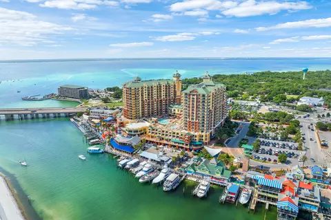 View/Area - 10 Harbor Blvd #E409, Destin, FL 32541 photo 8 of 23