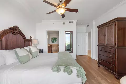 Bedroom - 10 Harbor Blvd #E409, Destin, FL 32541 photo 8 of 8