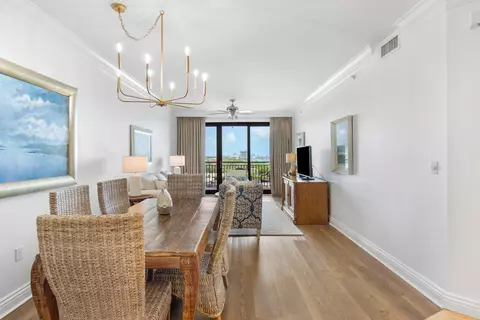 Dining - 10 Harbor Blvd #E409, Destin, FL 32541 photo 3 of 5
