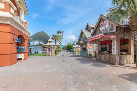 Exterior - 10 Harbor Blvd #E409, Destin, FL 32541 photo 8 of 8