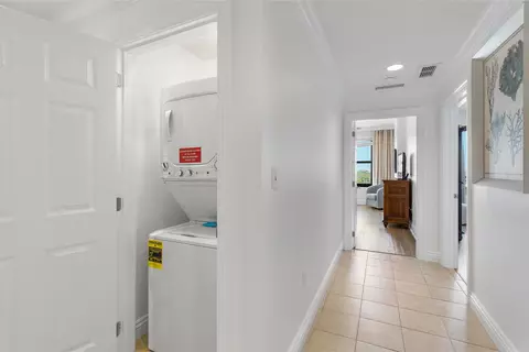 Entry Way - 10 Harbor Blvd #E409, Destin, FL 32541 photo 1 of 2
