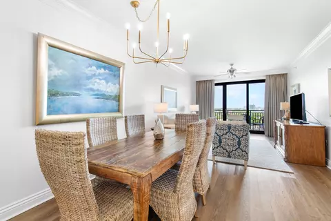 Dining - 10 Harbor Blvd #E409, Destin, FL 32541 photo 1 of 5
