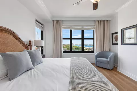 Bedroom - 10 Harbor Blvd #E409, Destin, FL 32541 photo 3 of 8