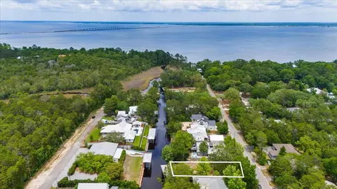 507 Little Canal Drive Dr, Santa Rosa Beach, FL 32459
