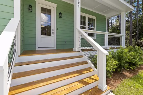 298 S 2nd St, Santa Rosa Beach, FL 32459