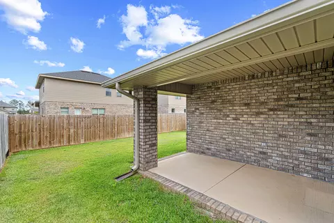 Exterior - 103 Ridgeway Cir, Crestview, FL 32536 photo 3 of 6