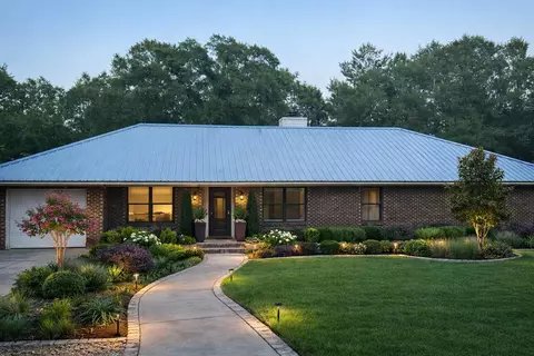 202 Bonita Dr, Defuniak Springs, FL 32433