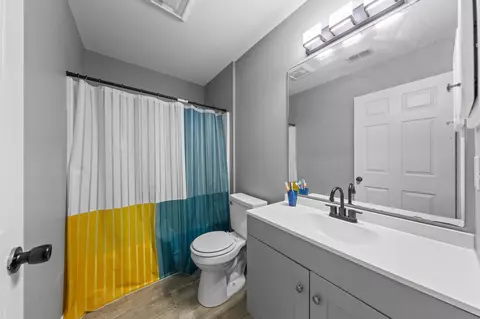 Bath - 5123 Whitehurst Ln, Crestview, FL 32536 photo 3 of 3