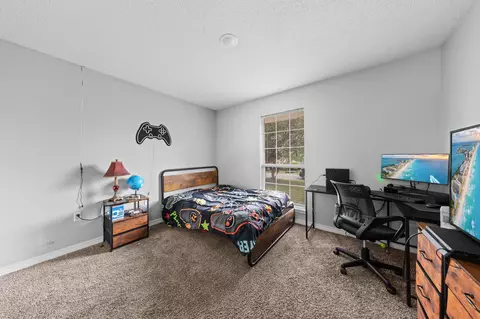 Bedroom - 5123 Whitehurst Ln, Crestview, FL 32536 photo 1 of 9