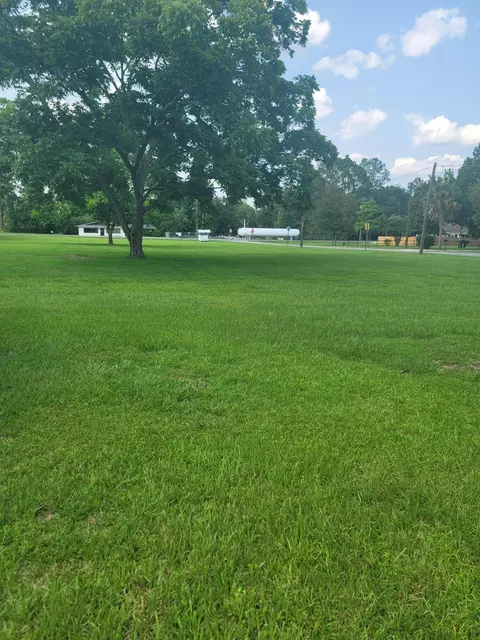 0 Maple St, Chipley, FL 32428 photo 3