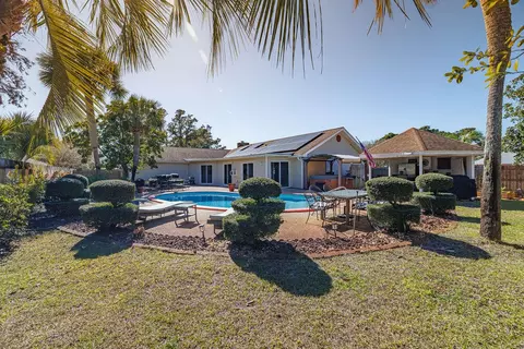 54 E Country Club Dr, Destin, FL 32541