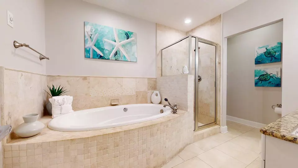 Bath - 11807 Front Beach Rd #1- 2204, Panama City Beach, FL 32407 photo 5 of 9