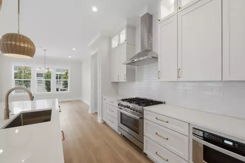 Kitchen - 158 E Seabrook Way #LOT 28, Watersound, FL 32461 photo 3 of 5