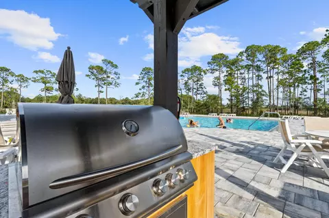 Exterior - 124 Apollo Ave, Freeport, FL 32439 photo 15 of 17