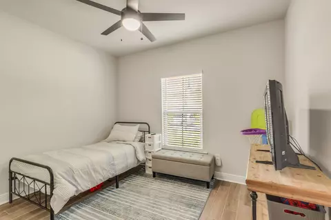 Bedroom - 124 Apollo Ave, Freeport, FL 32439 photo 6 of 11