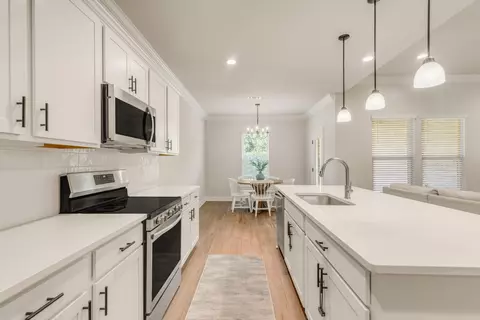 Kitchen - 124 Apollo Ave, Freeport, FL 32439 photo 1 of 2