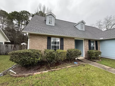4261 Antioch Rd, Crestview, FL 32536