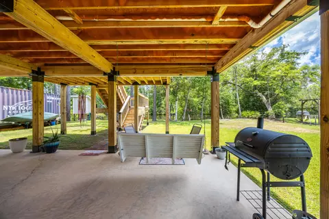 Exterior - 158 Johns Ln, Freeport, FL 32439 photo 8 of 10