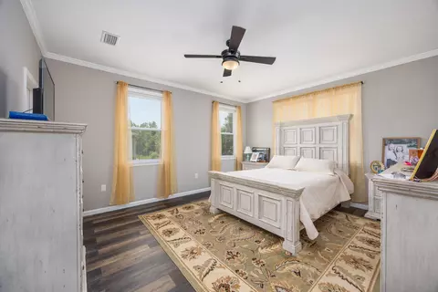 Bedroom - 158 Johns Ln, Freeport, FL 32439 photo 2 of 3