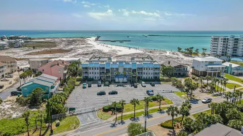 300 Gulf Shore Dr UNIT 108, Destin, FL 32541