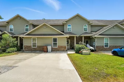 1766 Sound Haven Ct, Navarre, FL 32566