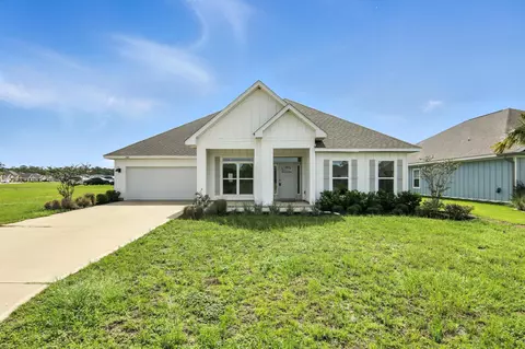 3380 Southwind Dr, Gulf Breeze, FL 32563