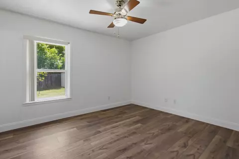 Bedroom - 74 8th St, Shalimar, FL 32579 photo 1 of 6