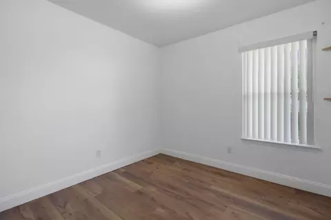 Bedroom - 74 8th St, Shalimar, FL 32579 photo 5 of 6