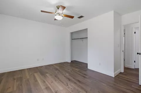 Bedroom - 74 8th St, Shalimar, FL 32579 photo 4 of 6