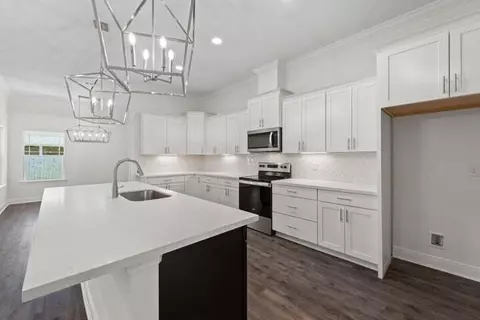 3334 Santa Rosa Dr, Gulf Breeze, FL 32563