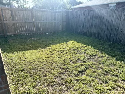 Exterior - 228 Trish Dr, Crestview, FL 32536 photo 3 of 9