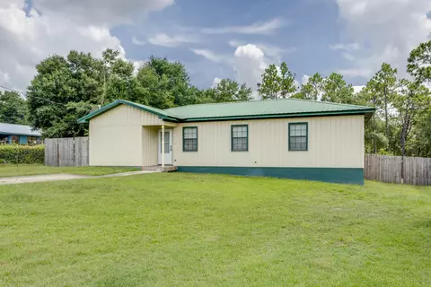 Exterior - 5593 Galaxy Dr, Crestview, FL 32539 photo 4 of 4