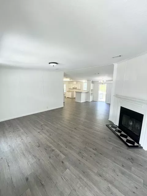 Living - 42 Cypress Ln, Freeport, FL 32439 photo 1 of 3