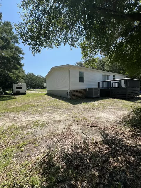 Exterior - 42 Cypress Ln, Freeport, FL 32439 photo 2 of 5