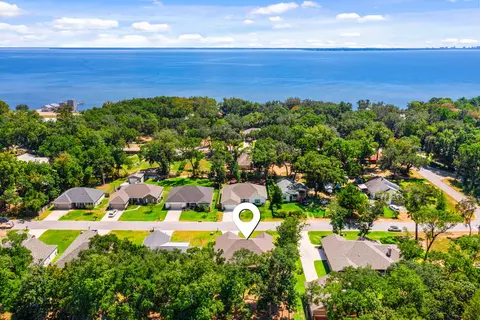 61 Spruce St, Freeport, FL 32439 photo 1