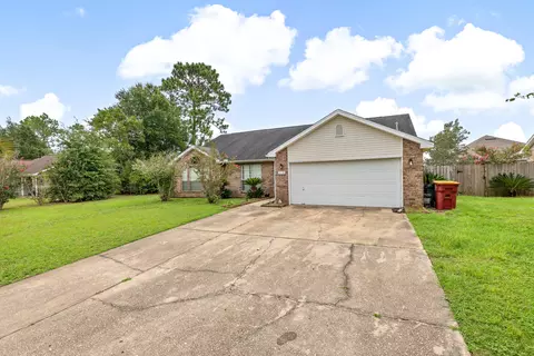 719 Majestic Prince Ct, Crestview, FL 32539
