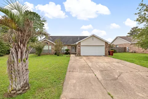 719 Majestic Prince Ct, Crestview, FL 32539