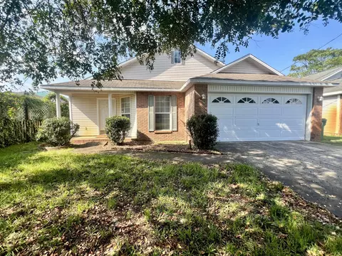 994 Asaro Ct, Fort Walton Beach, FL 32547