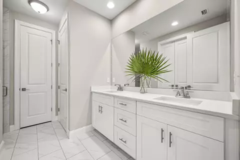 Bath - 290 Windrow Way, Watersound, FL 32461 photo 3 of 6