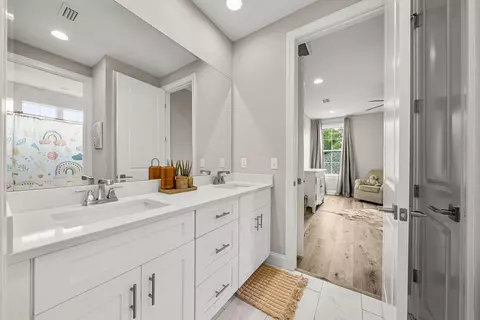 Bath - 290 Windrow Way, Watersound, FL 32461 photo 5 of 6