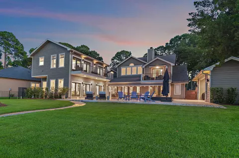 780 Shore Dr, Miramar Beach, FL 32550