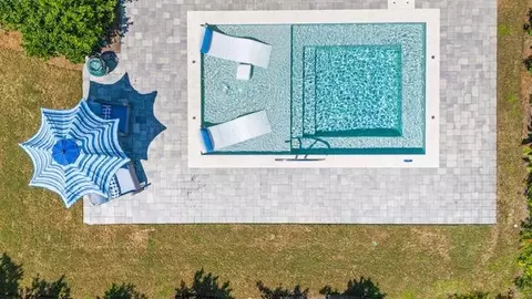 121 W Lafayette Rd, Inlet Beach, FL 32461