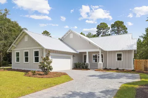 1192 Co Hwy 3280, Freeport, FL 32439