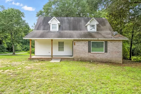 474 E Burdick Ave, Defuniak Springs, FL 32433